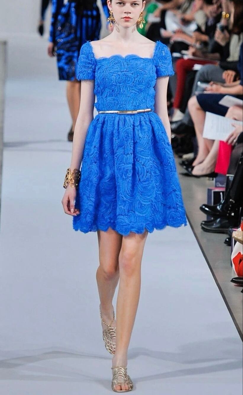 Oscar de la Renta Pacific Royal Blue Chiffon Rosette Embellished Dress